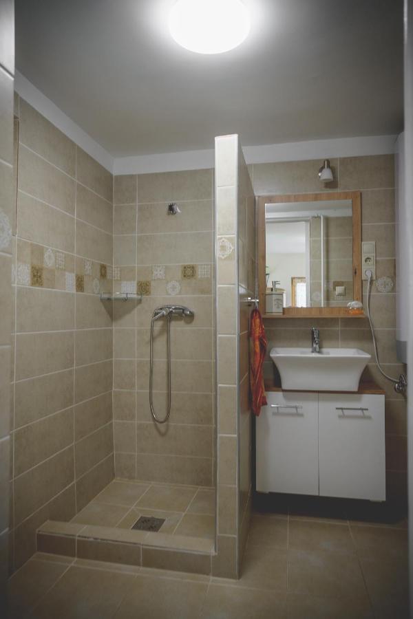 Hotel Jurta Debrecen Extérieur photo